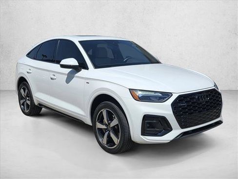 Certified 2023 Audi Q5 2.0T Premium Plus w/ Premium Plus Package AWD/4WD image 3