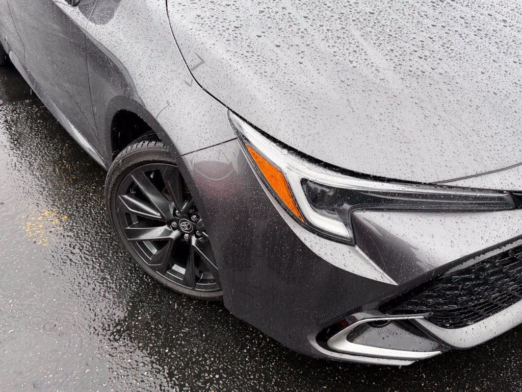 Used 2025 Toyota Corolla XSE FWD image 2