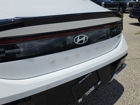 New 2026 Hyundai Sonata Limited FWD image 13