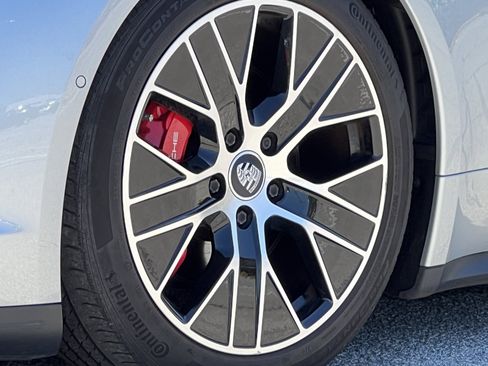 Certified 2022 Porsche Taycan 4S image 13