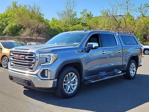 Used 2022 GMC Sierra 1500 SLT w/ SLT Premium Plus Package AWD/4WD image 3