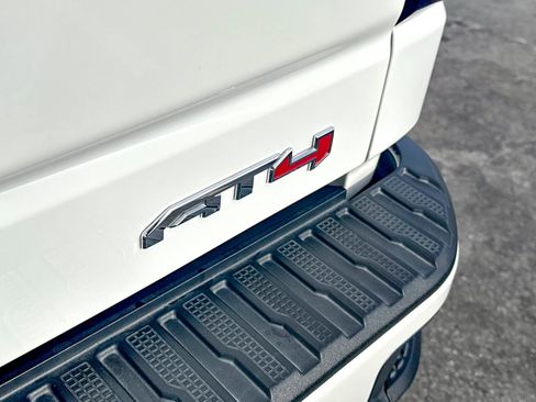 Certified 2021 GMC Sierra 1500 AT4 image 12