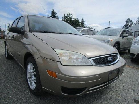 Used 2005 Ford Focus SE image 4
