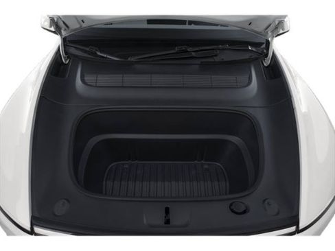 Used 2026 Tesla Model Y 2WD image 11