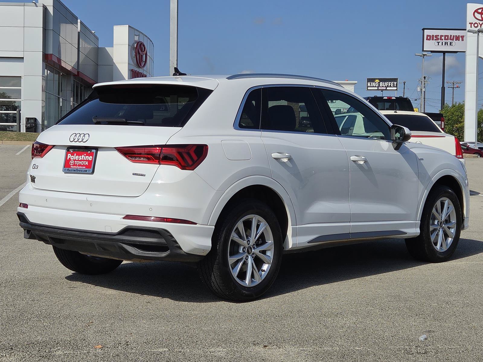 Used 2025 Audi Q3 2.0T Premium AWD/4WD image 4