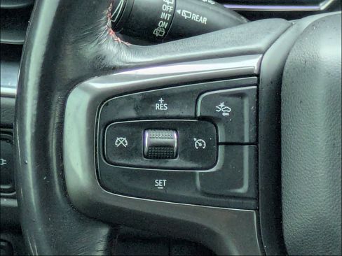 Used 2021 Chevrolet Suburban RST AWD/4WD image 19