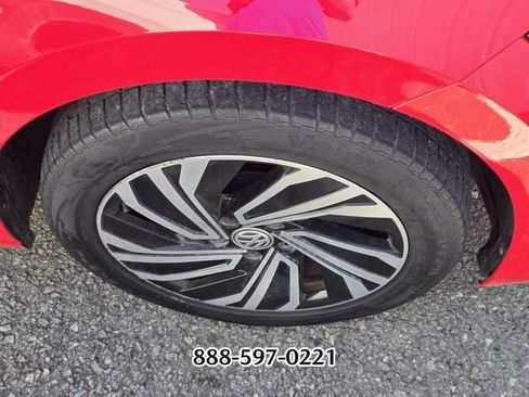 Certified 2021 Volkswagen Jetta SEL FWD image 10