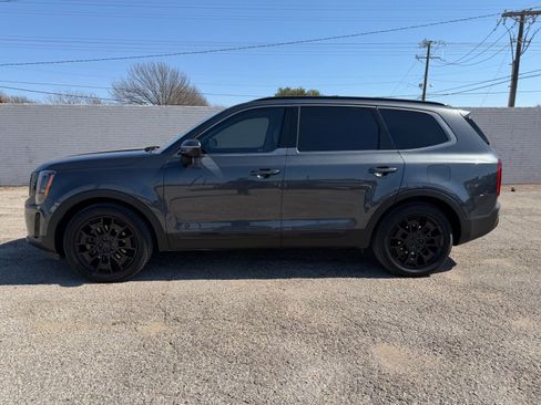 Used 2021 Kia Telluride EX w/ EX Premium Package image 3
