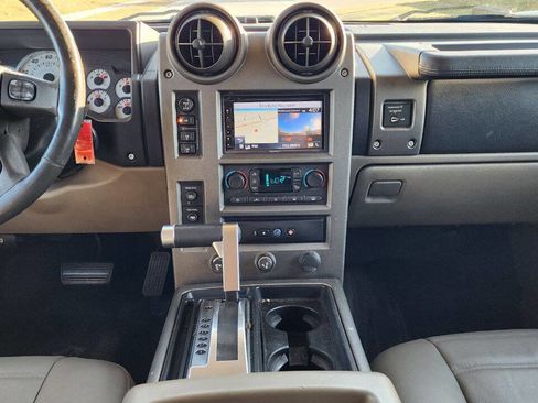 Used 2003 HUMMER H2 w/ Preferred Equipment Group image 24