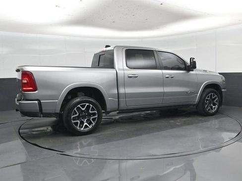 Used 2025 RAM 1500 Laramie AWD/4WD image 3