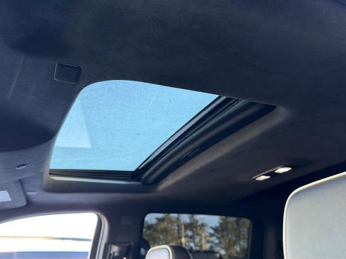 Used 2022 GMC Sierra 1500 AT4X image 10