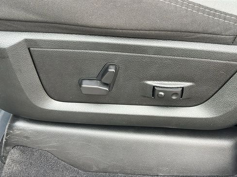 Certified 2024 RAM 2500 Big Horn w/ Bed Utility Group image 21