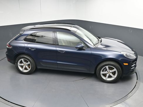 Used 2020 Porsche Macan image 35