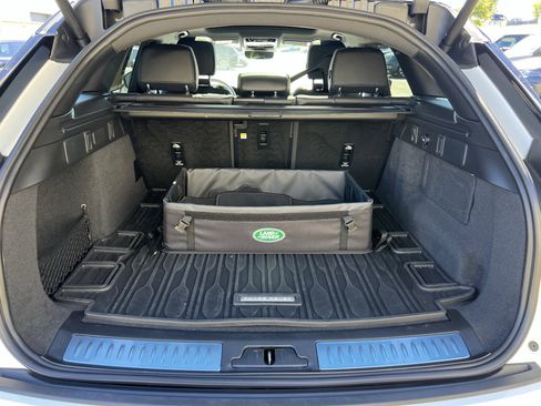 Certified 2024 Land Rover Range Rover Velar Dynamic SE image 35