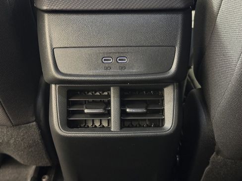 New 2026 Chevrolet Equinox LT image 18