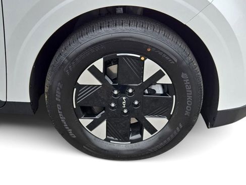 New 2026 Kia Carnival LXS image 6