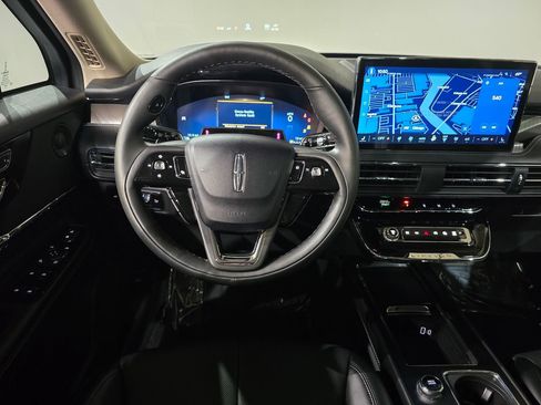 New 2026 Lincoln Corsair Reserve image 23