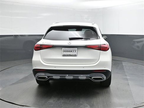 New 2026 Mercedes-Benz GLC 300 image 8