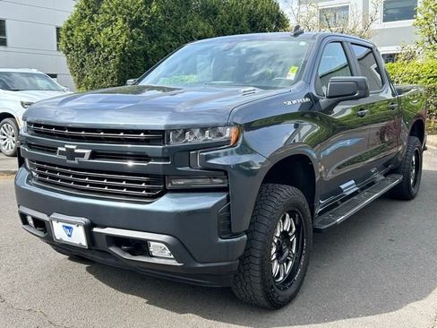 Used 2022 Chevrolet Silverado 1500 RST AWD/4WD image 3