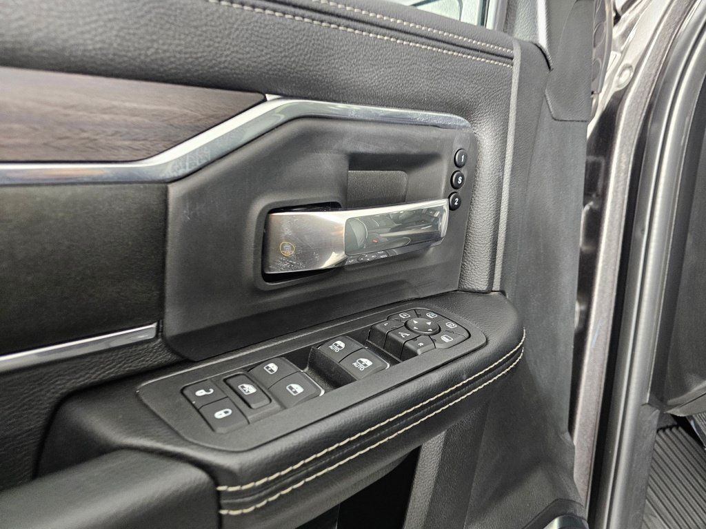 New 2026 RAM 3500 Laramie w/ Night Edition AWD/4WD image 22