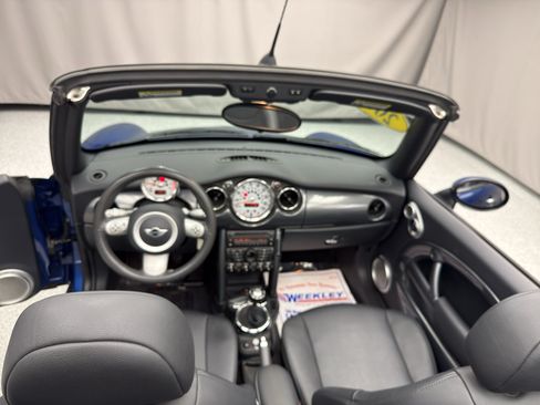 Used 2007 MINI Cooper Convertible FWD image 7
