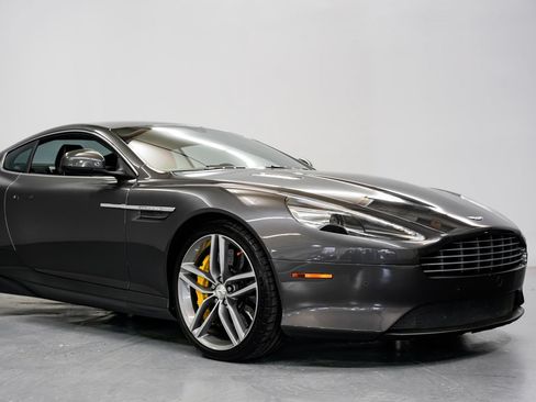 Used 2014 Aston Martin DB9 Coupe RWD image 37
