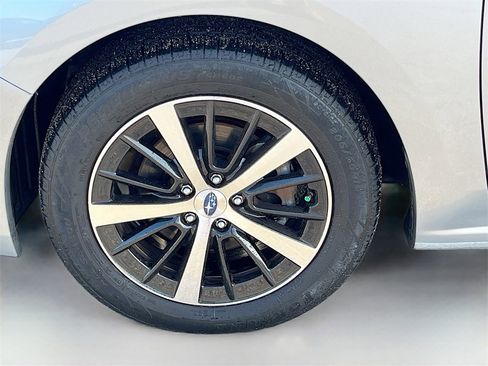Used 2020 Subaru Impreza Premium image 31