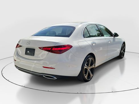 Used 2024 Mercedes-Benz C 300 Sedan image 7