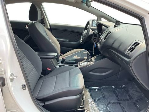 Used 2017 Kia Forte LX w/ LX Popular Package FWD image 16