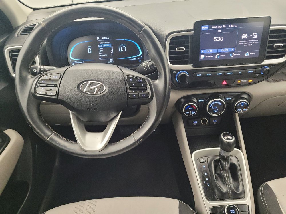Used 2023 Hyundai Venue SEL FWD image 22