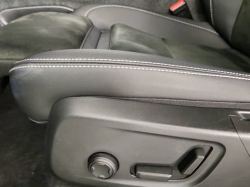 Certified 2023 Volvo C40 P8 Recharge Plus w/ Protection Package Premier AWD/4WD image 14