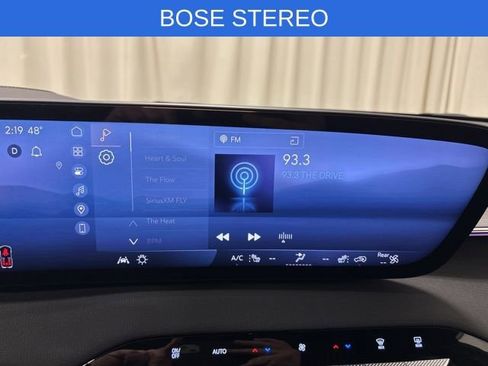 Used 2025 Buick Enclave Preferred image 22