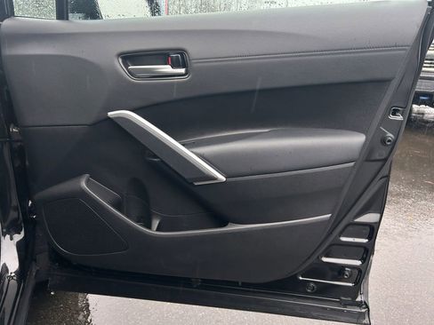 Used 2024 Toyota Corolla Cross XLE w/ Convenience Package AWD/4WD image 26