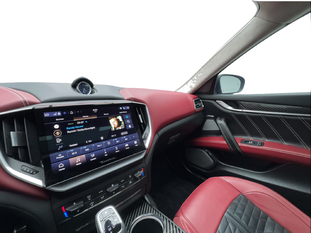 Used 2023 Maserati Ghibli Modena RWD image 49