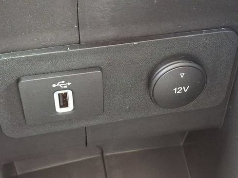 Used 2017 Ford Escape Titanium AWD/4WD image 27