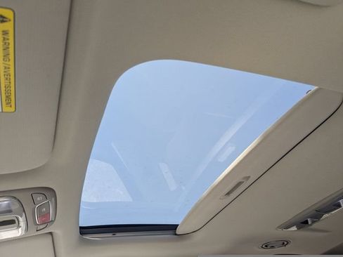 Certified 2024 Kia Telluride S w/ S Sunroof Package FWD image 25
