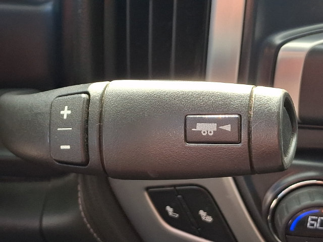 Used 2018 GMC Sierra 1500 SLE w/ SLE Value Package AWD/4WD image 11