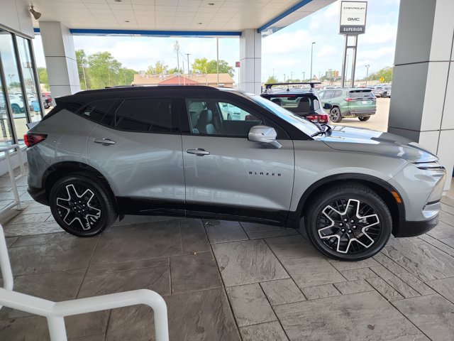 New 2026 Chevrolet Blazer RS w/ Enhanced Convenience Package AWD/4WD image 2