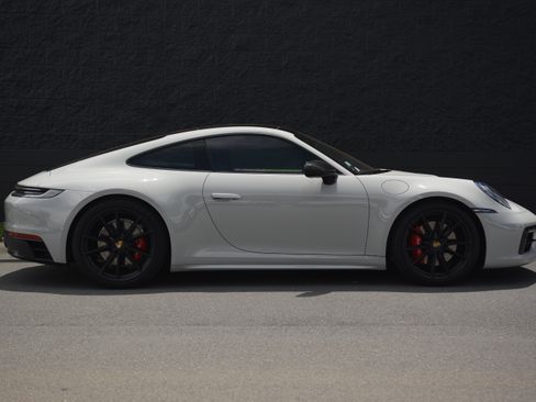 Certified 2022 Porsche 911 Carrera S RWD image 8