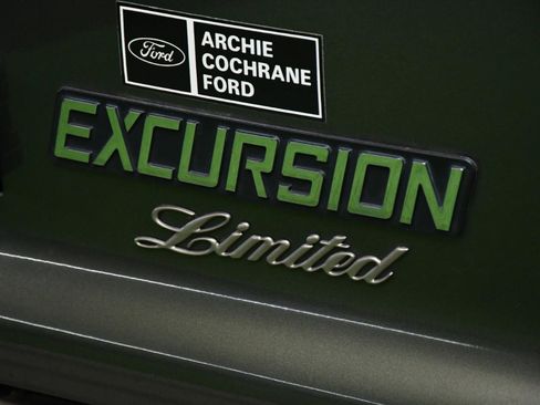 Used 2000 Ford Excursion Limited AWD/4WD image 7
