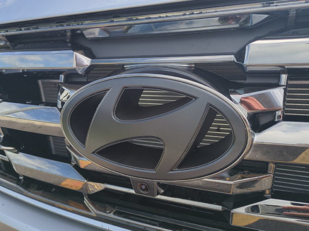 New 2026 Hyundai Tucson Limited FWD image 15