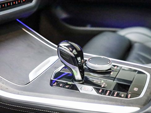 Used 2023 BMW X5 xDrive40i image 24