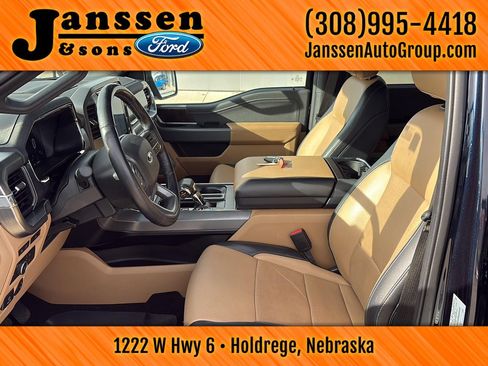 Used 2022 Ford F150 Lariat image 9