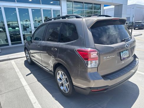 Used 2017 Subaru Forester 2.5i Touring AWD/4WD image 13