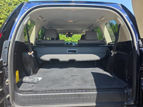 Used 2021 Lexus GX 460 Premium image 40