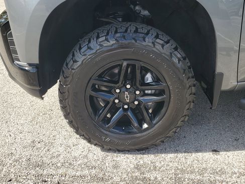 Used 2020 Chevrolet Silverado 1500 LT Trail Boss w/ Bed Protection Package image 5