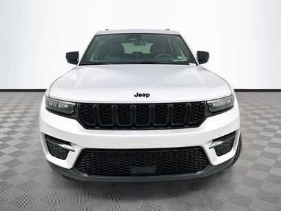 New 2025 Jeep Grand Cherokee Altitude