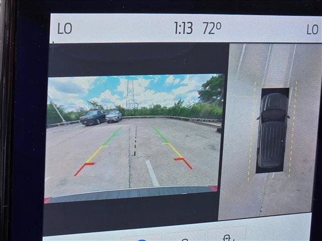 Used 2020 Ford Explorer Platinum w/ Premium Technology Package AWD/4WD image 12