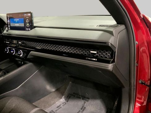 Used 2023 Honda Accord Sport image 19