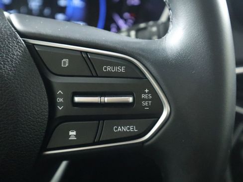 Used 2019 Hyundai Santa Fe Limited image 12